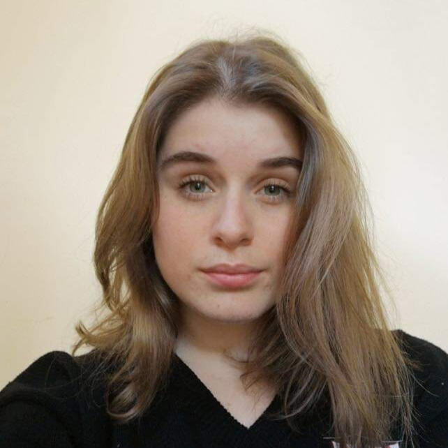 Headshot of Sarah Schmidt